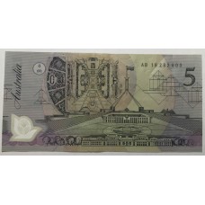 AUSTRALIA 1992 . FIVE 5 DOLLARS BANKNOTE . FRASER/COLE . LAST PREFIX AB19